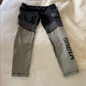 Virus compression leggings